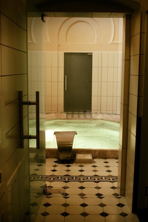 Isa Begov Hamam Hotel Sarajevo Exteriör bild